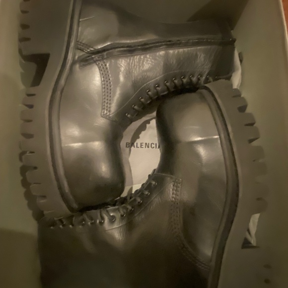 Men’s Balenciaga Stomper Bootie AW 24 main image 8